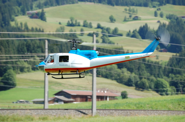 Bell 204 von Lukas