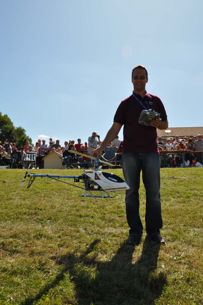 Bernd mit seinem T-REX 600